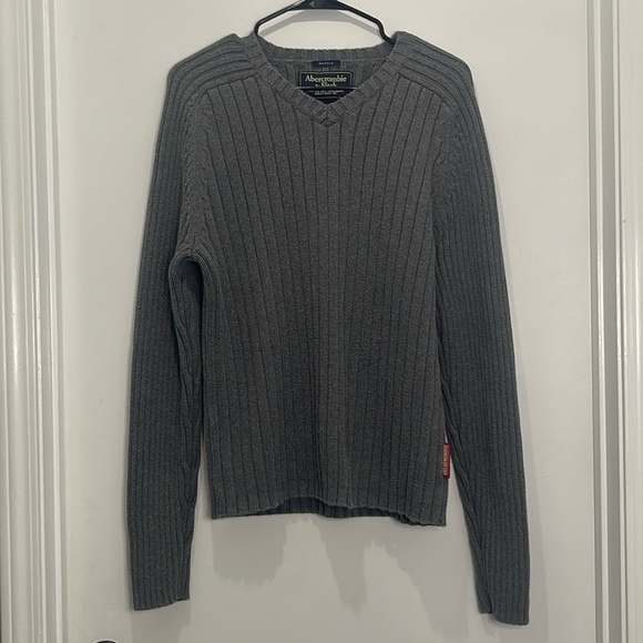 Abercrombie & Fitch Men’s Pullover V-Kneck Knit Muscle Sweater Size XL - Picture 1 of 5
